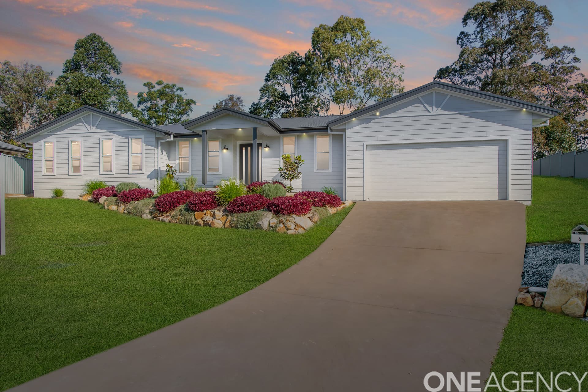 6 Cabbage Gum Place, Beechwood, Beechwood - Image 1