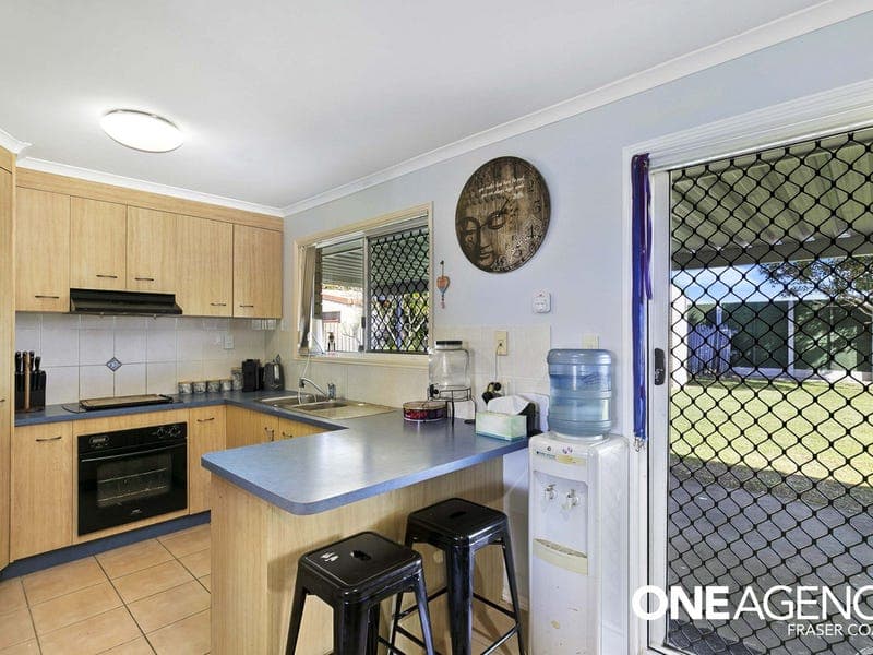 12 Burnett Court, Eli Waters, Eli Waters - Thumbnail 4