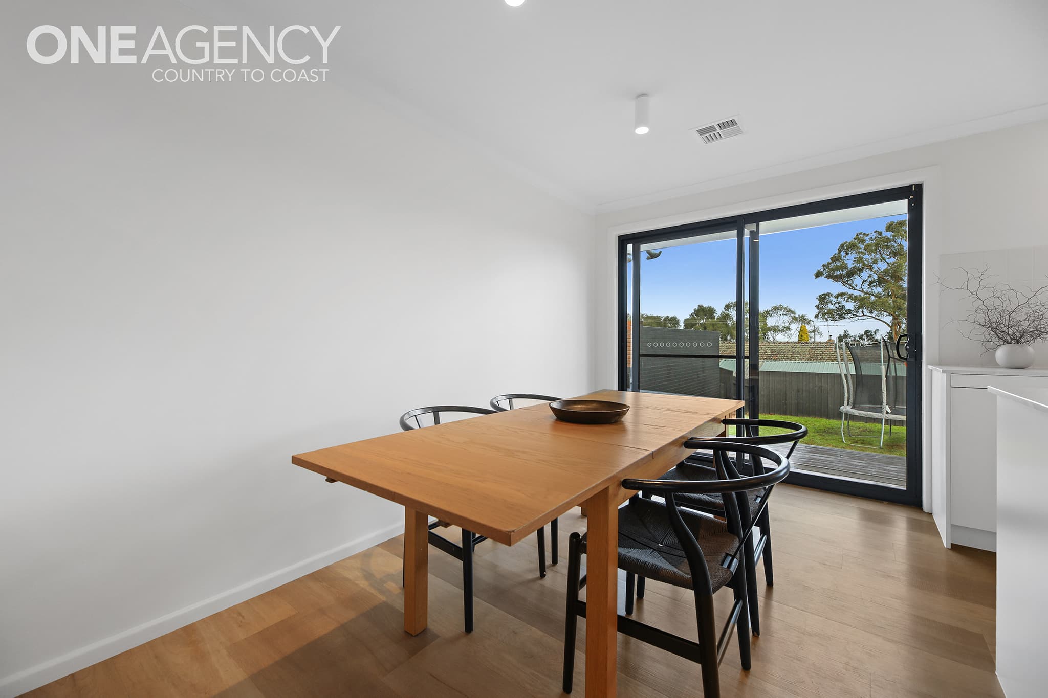 8 Lindsay Street, Drouin, Drouin - Thumbnail 5