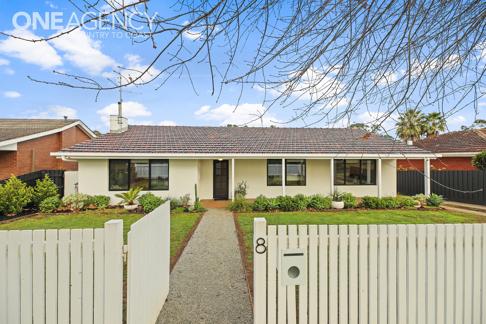 8 Lindsay Street, Drouin, Drouin - Image 1