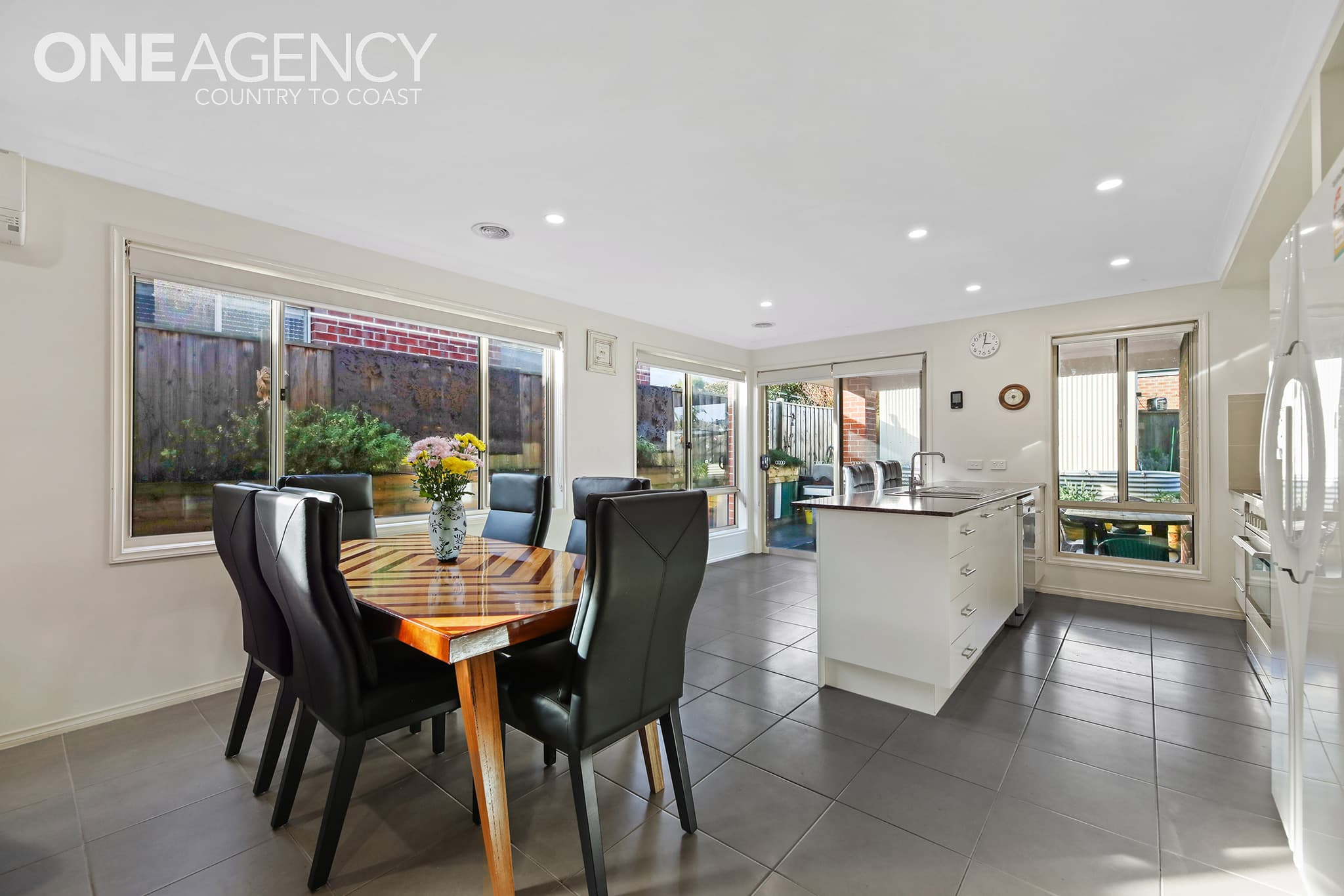 12 Skyline Drive, Warragul, Warragul - Thumbnail 4