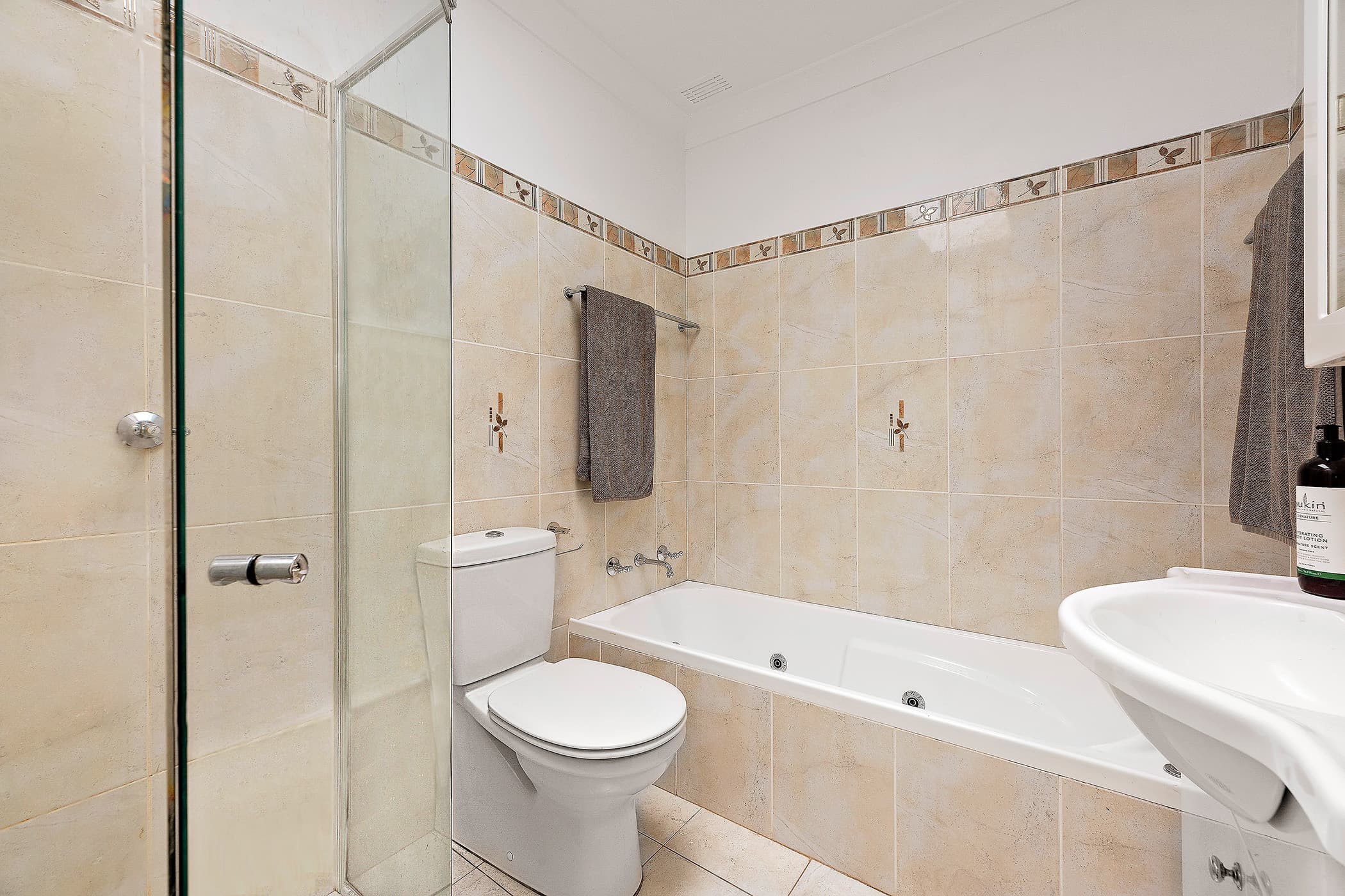 10 Dorset Road, Heathcote, Heathcote - Thumbnail 8