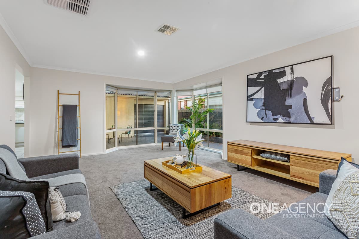 37 Hollington Crescent, Point Cook, Point Cook - Thumbnail 7