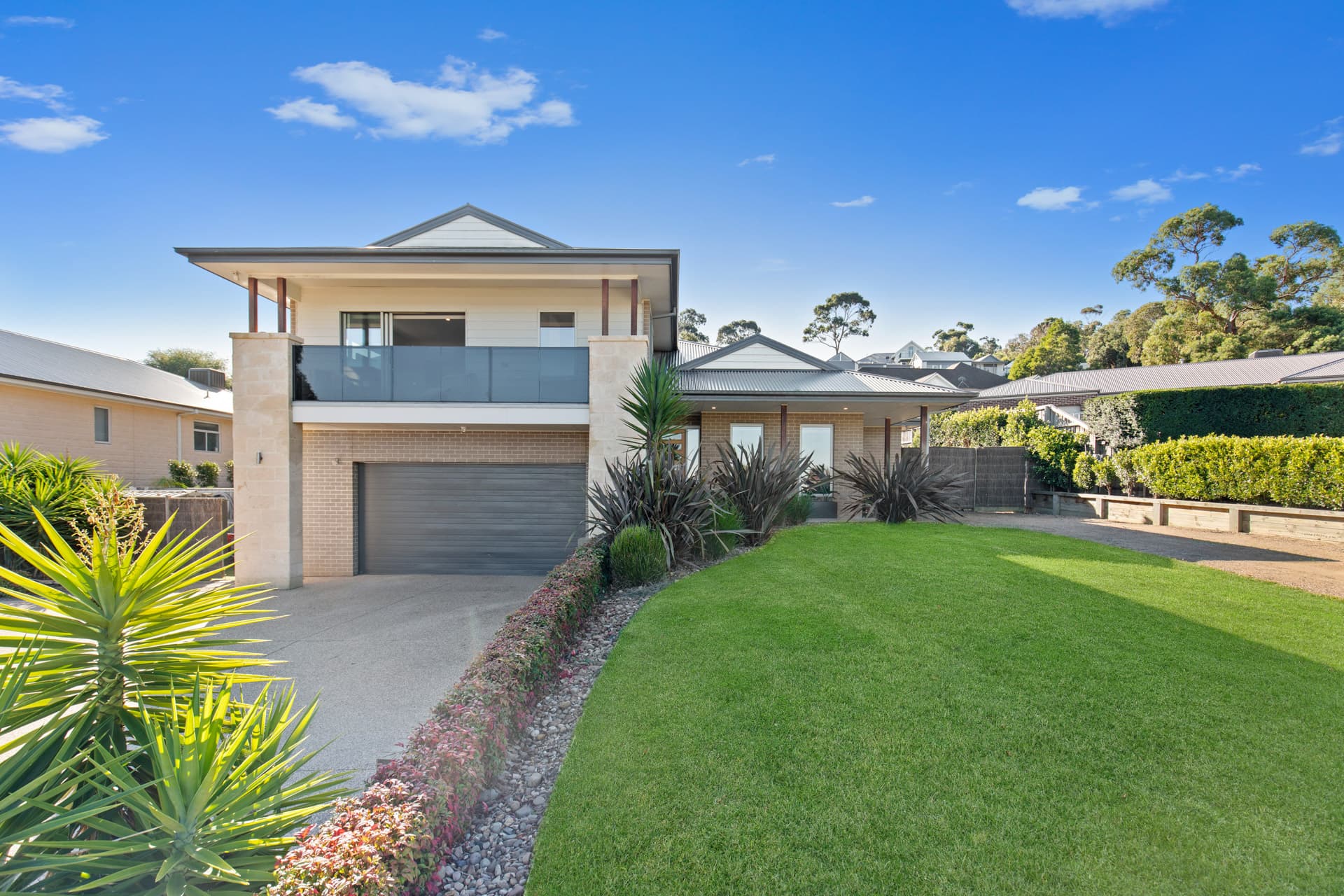 14 Maddison Avenue, Mount Eliza, Mount Eliza - Thumbnail 2
