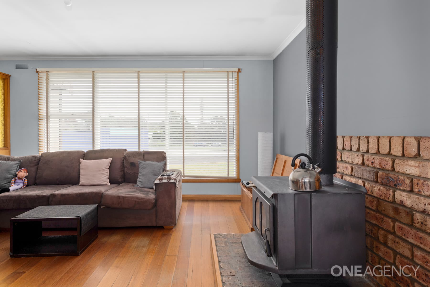 6 Ravenswood Road, Ravenswood, Ravenswood - Thumbnail 4