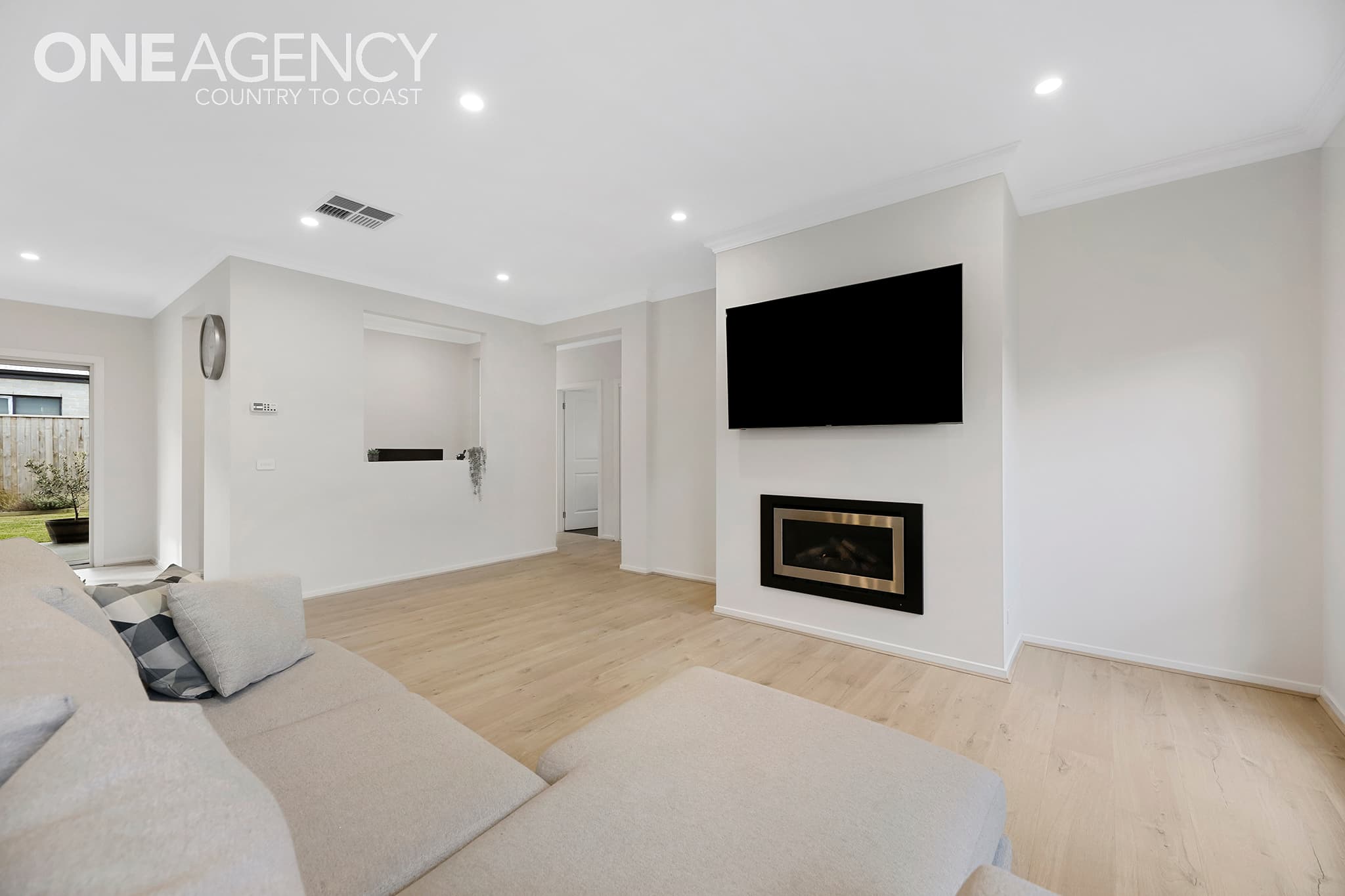 6 Ormond Avenue, Warragul, Warragul - Thumbnail 2
