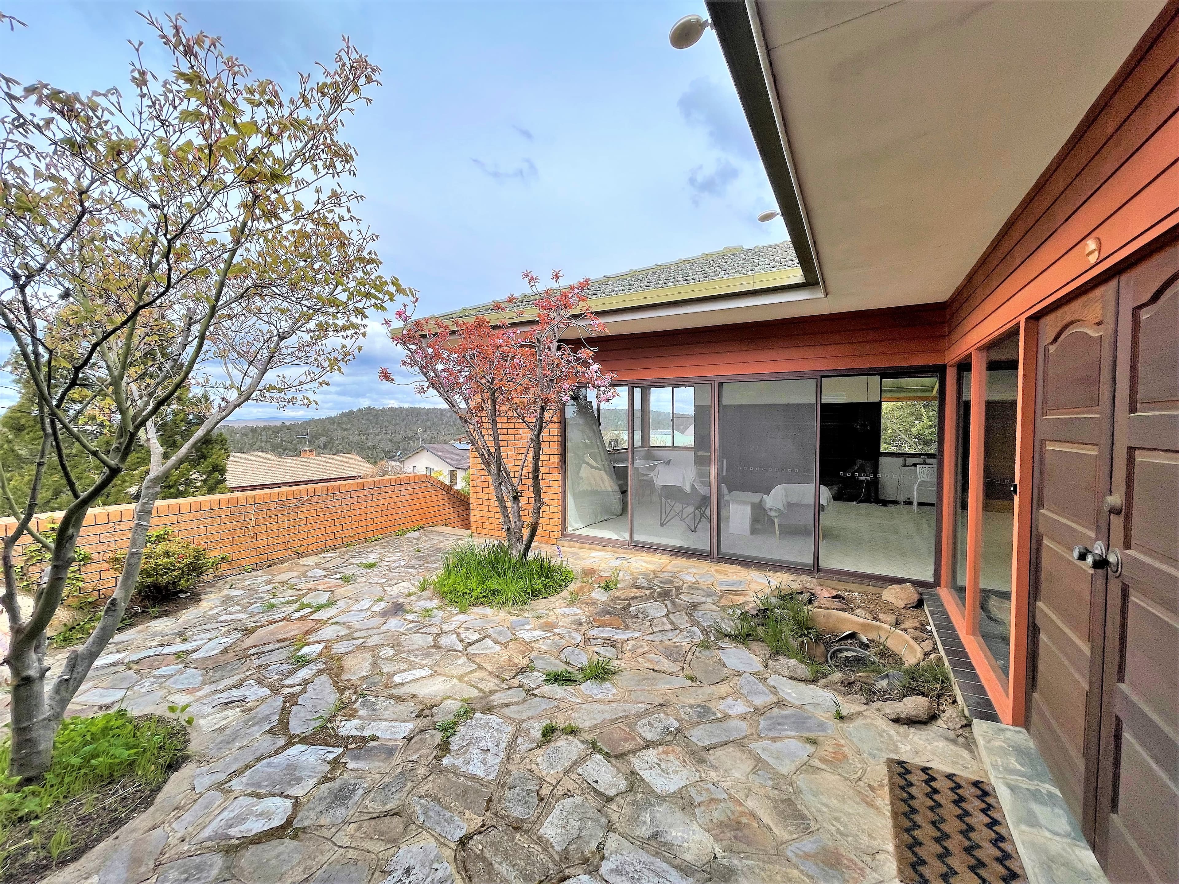 8 Karawatha Circuit, Cooma, Cooma - Image 1