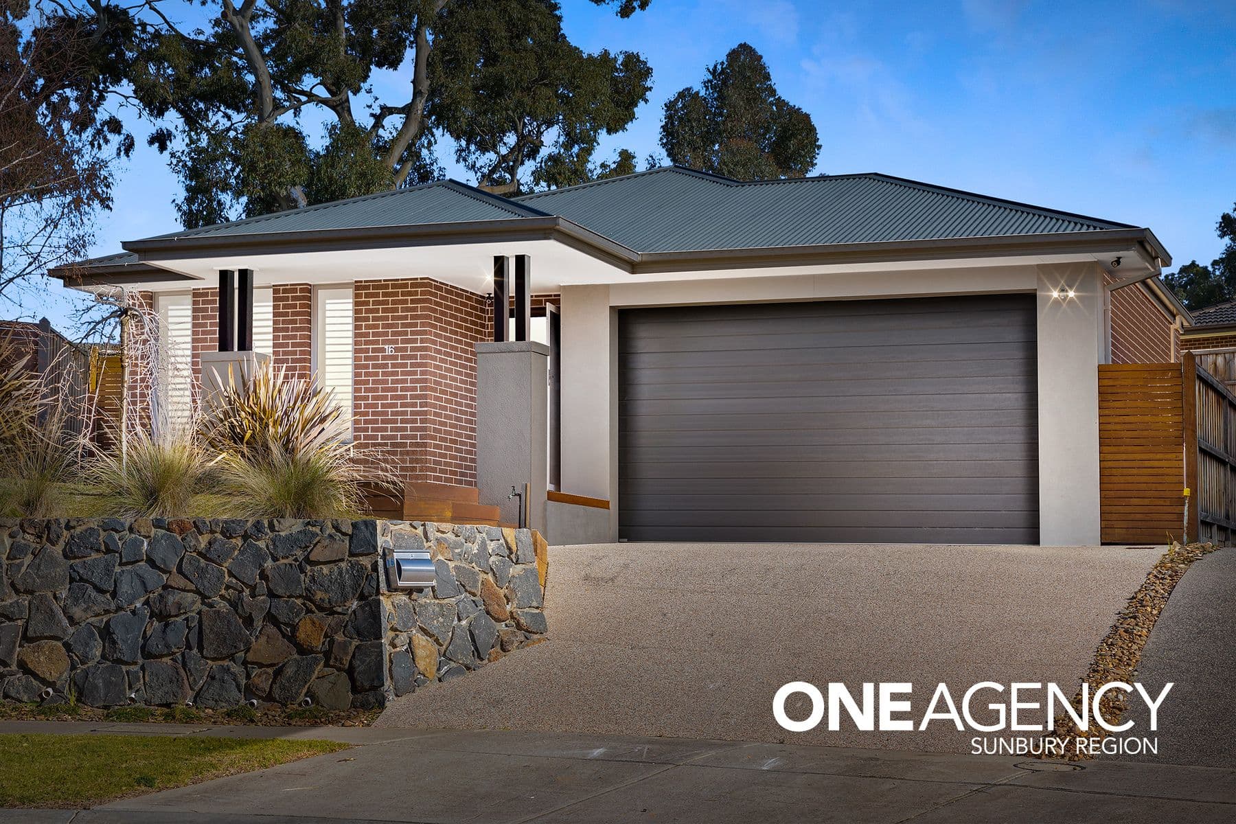 16 Hawkins Court, Sunbury, Sunbury - Thumbnail 2