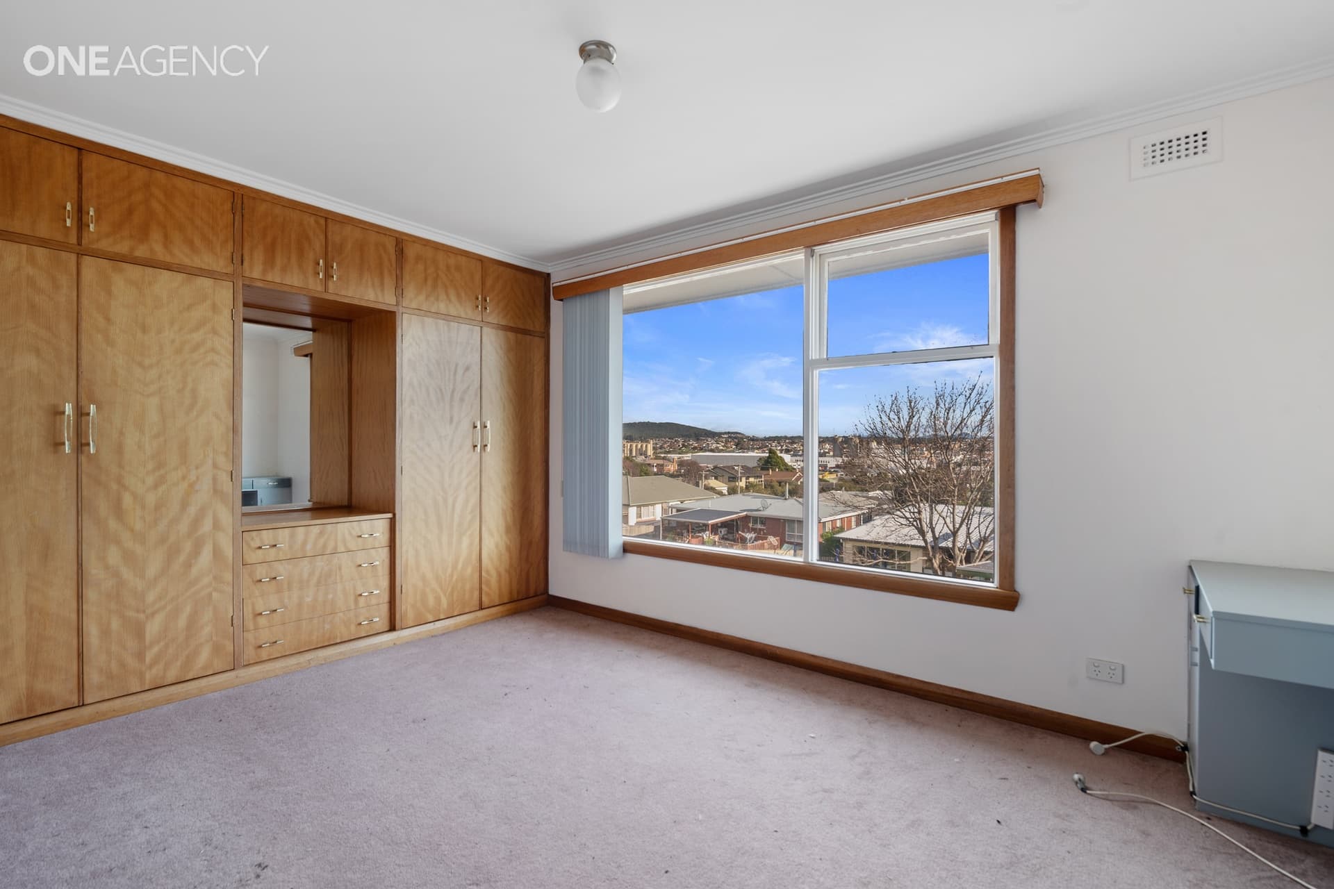 8 Princess Place, East Devonport, East Devonport - Thumbnail 6