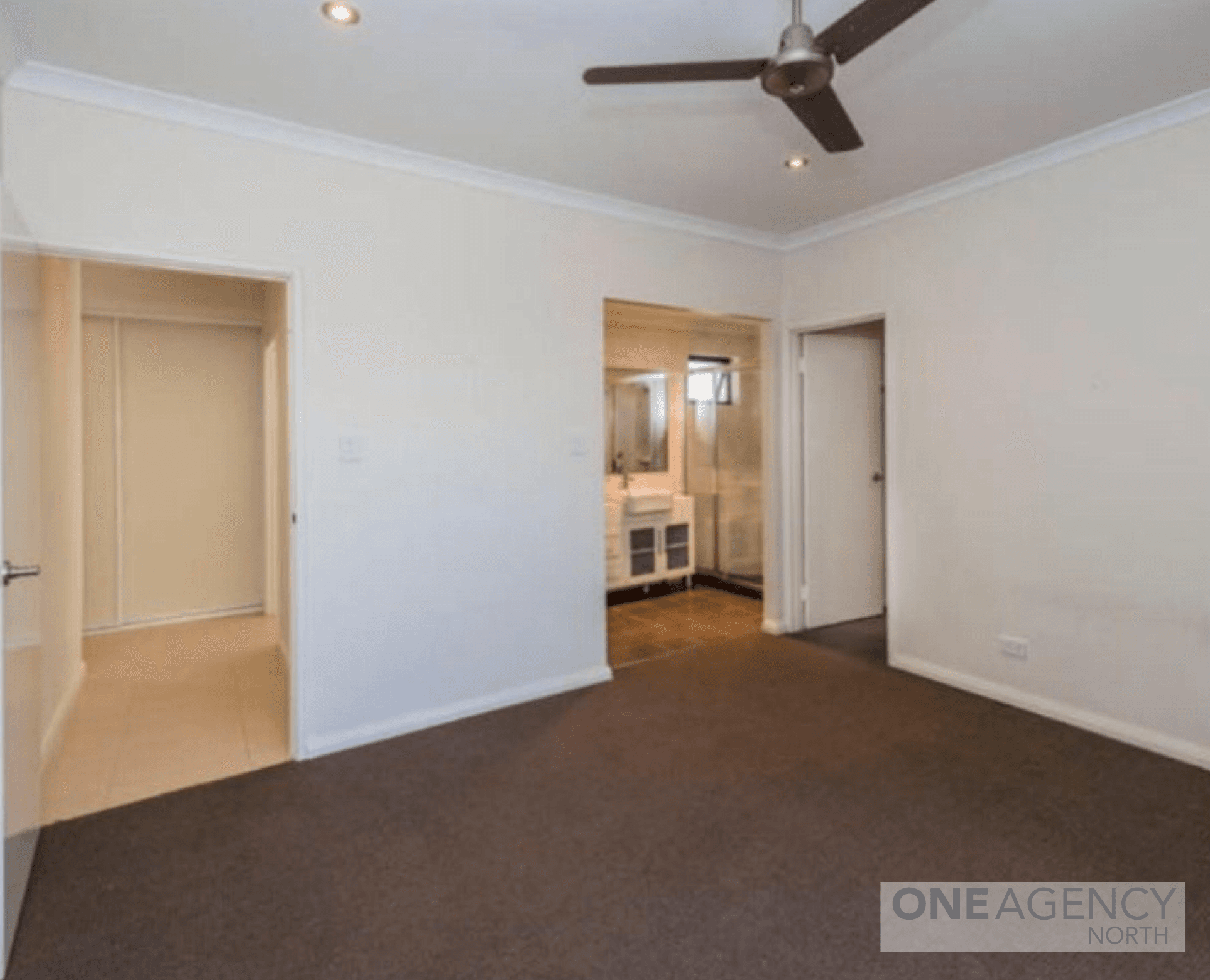 1/9 Merrigig Way, Pearsall, Pearsall - Thumbnail 2