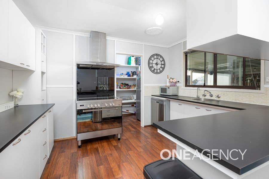 21 DRUMMOND Street, Lockhart, Lockhart - Thumbnail 3