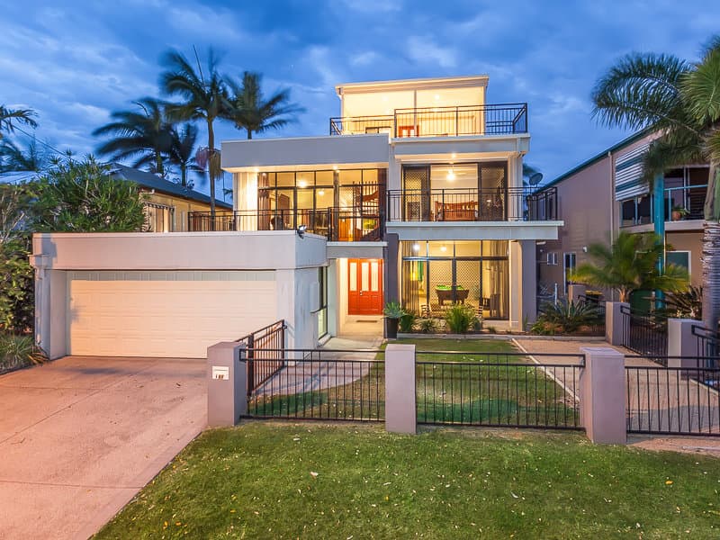 60 Oyster Point Esplanade, Scarborough, Scarborough - Thumbnail 2