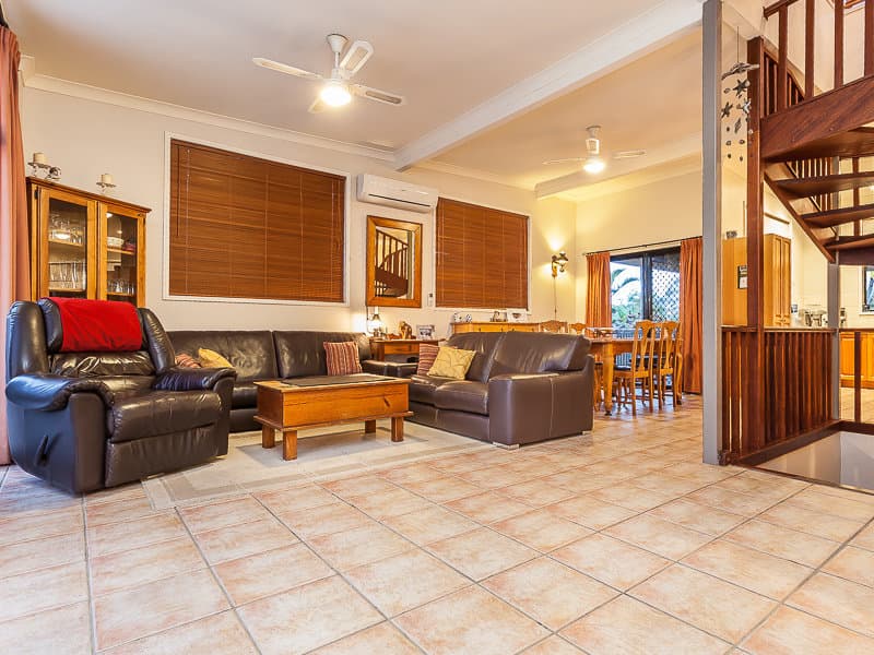 60 Oyster Point Esplanade, Scarborough, Scarborough - Thumbnail 8