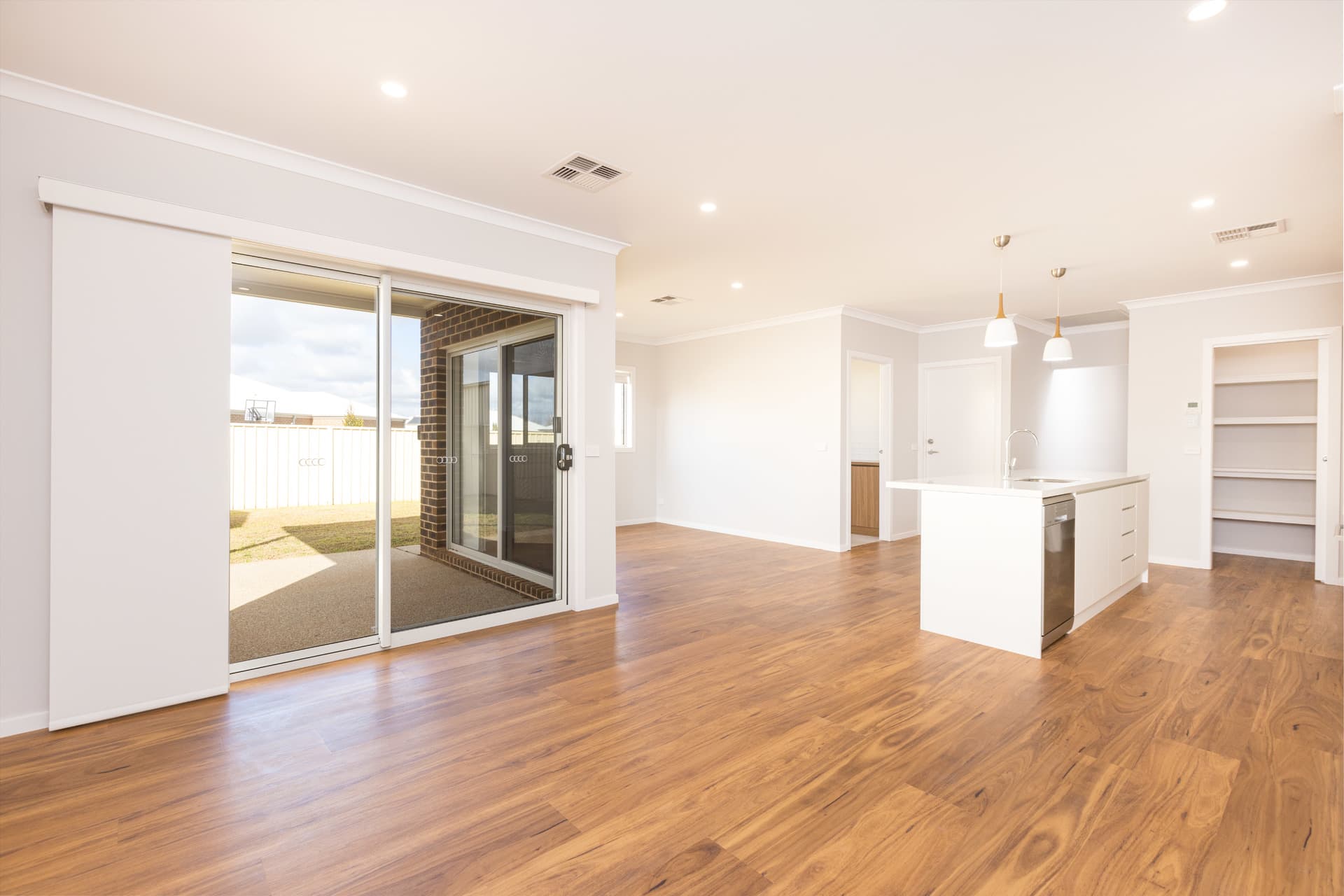 2/496 Riverside Avenue, Mildura, Mildura - Thumbnail 4