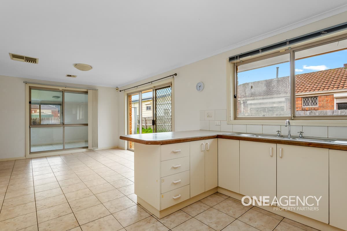 52 St Anthony Court, Seabrook, Seabrook - Thumbnail 4