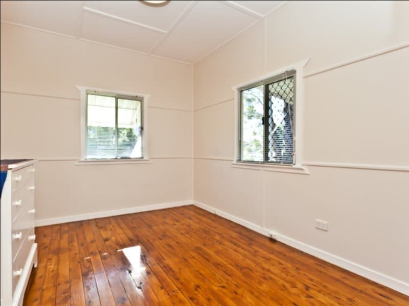 5 Ewart Street, Clontarf, Clontarf - Thumbnail 5