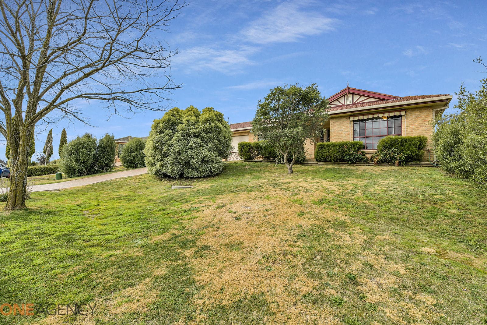 12 Sheldon Crescent, Orange, Orange - Thumbnail 2