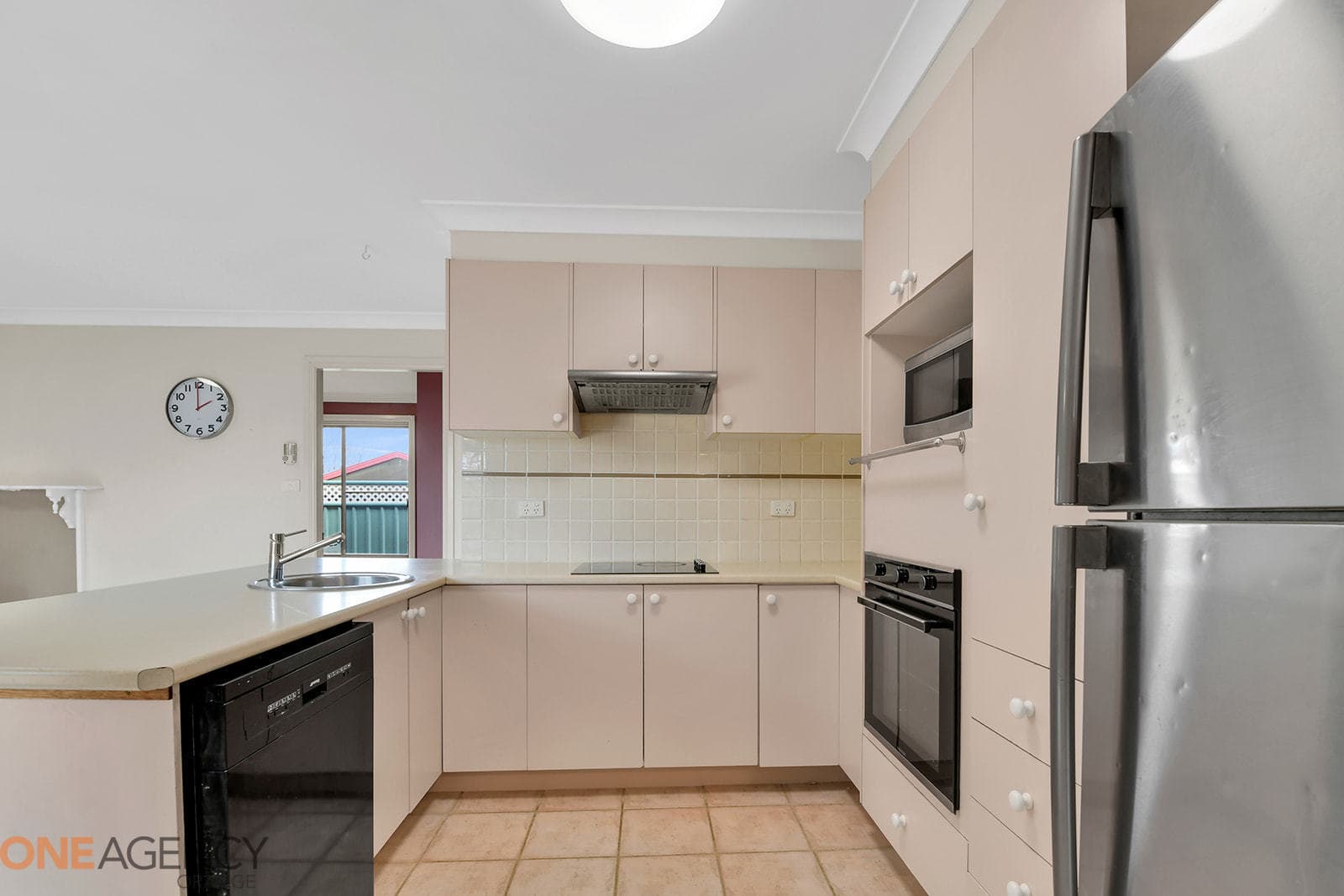 12 Sheldon Crescent, Orange, Orange - Thumbnail 3