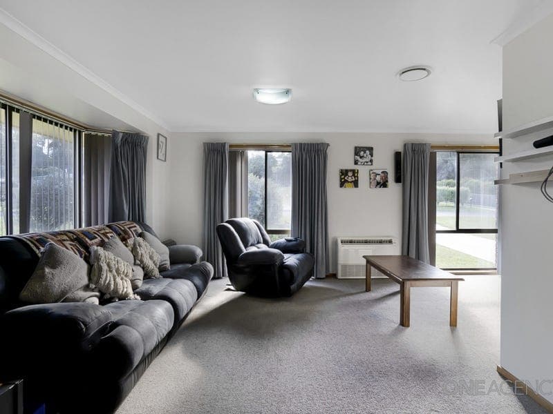 2 Henry Street, Somerset, Somerset - Thumbnail 6