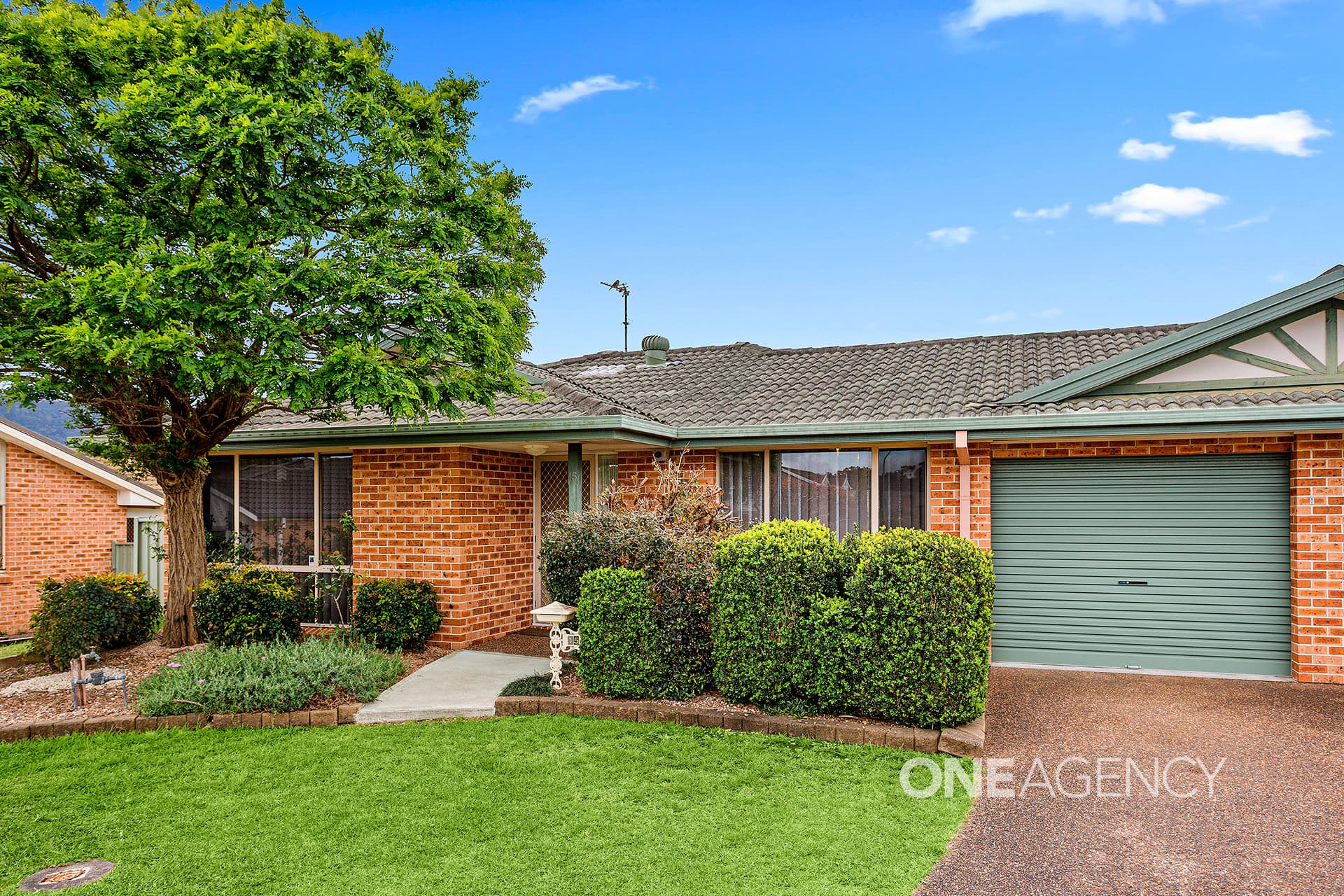 15 Yeldah Drive, Horsley, Horsley - Image 1