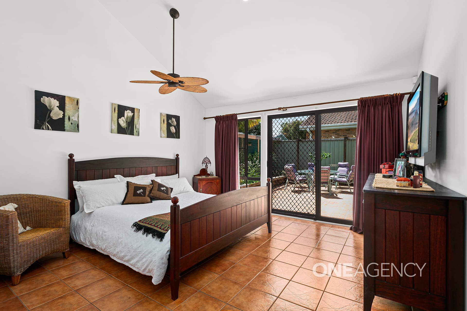 2 Yeldah Drive, Horsley, Horsley - Thumbnail 2