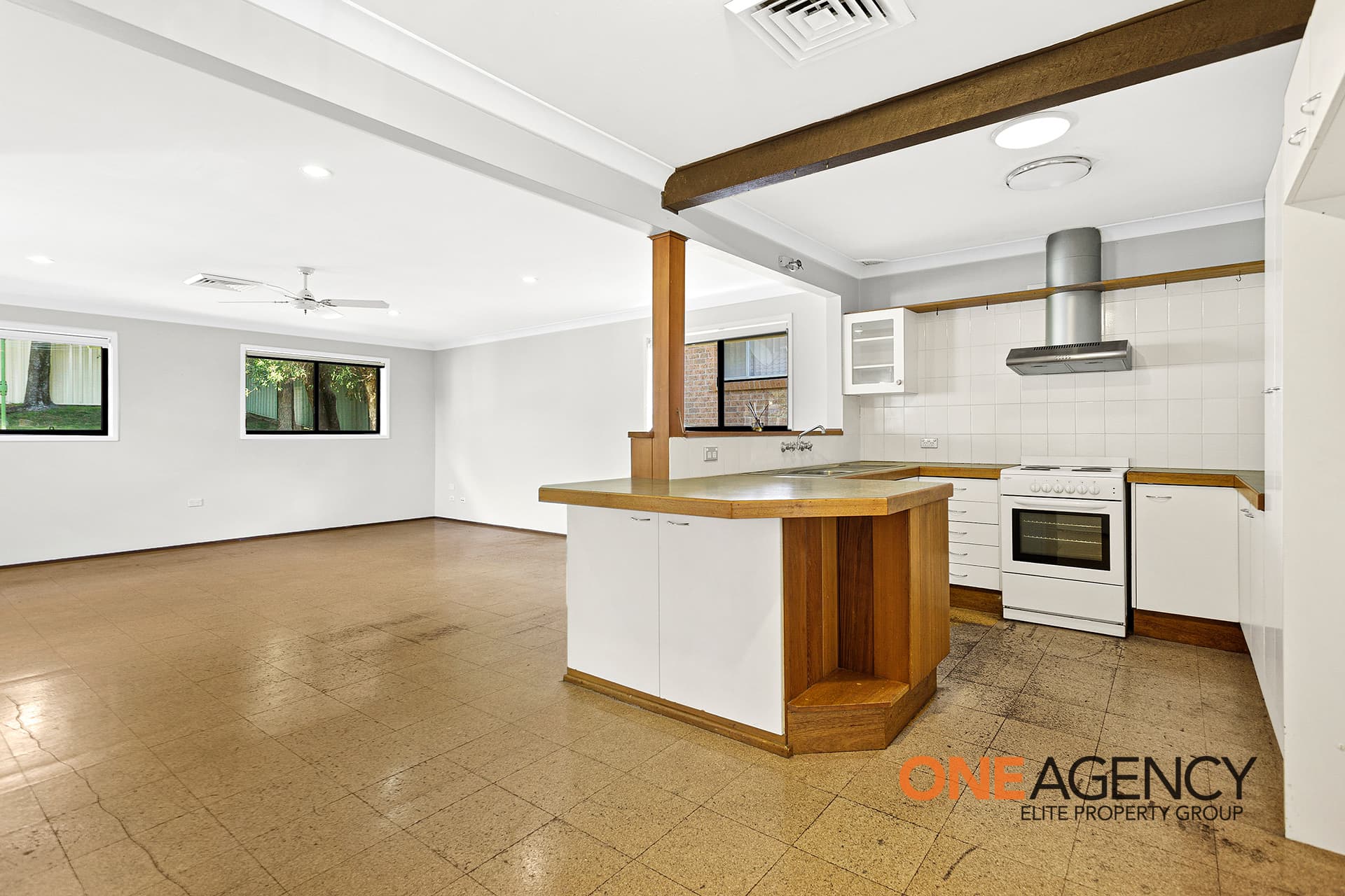 9 Brendon Avenue, Farmborough Heights, Farmborough Heights - Thumbnail 5