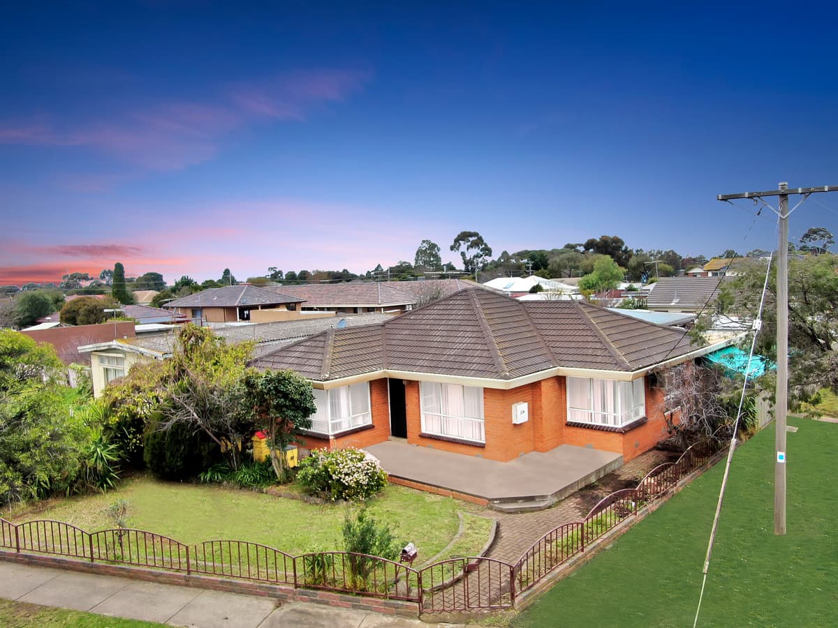 129 Railway Avenue, Laverton, Laverton - Image 1