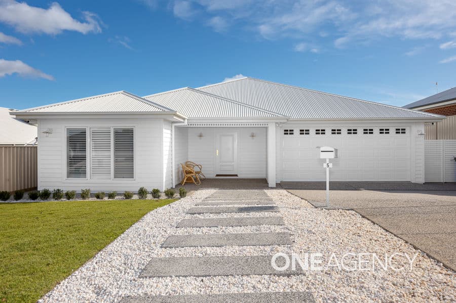 5 JUMBUCK Drive, Gobbagombalin, Gobbagombalin - Image 1