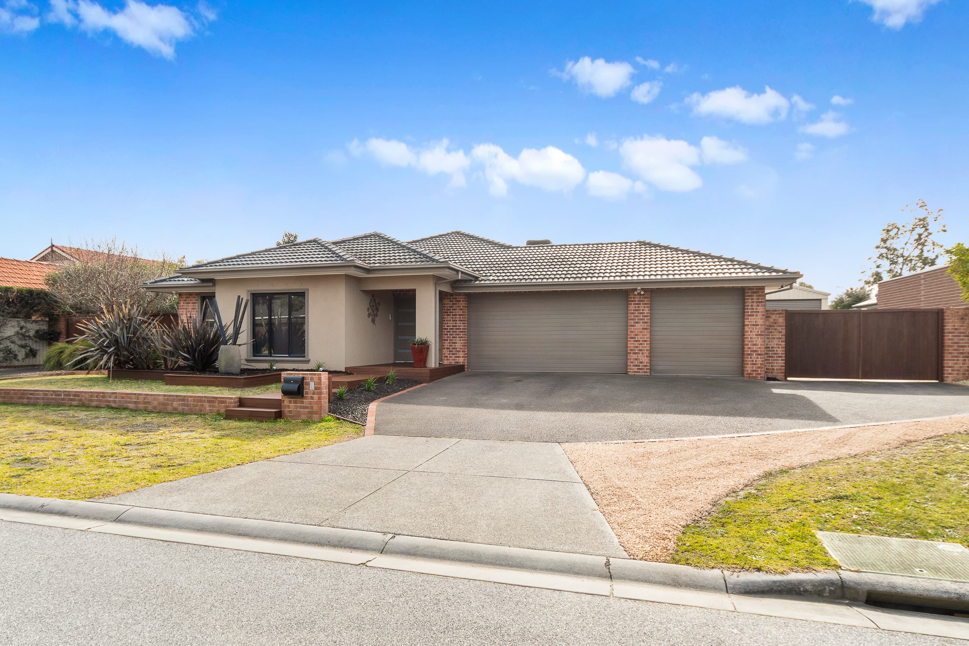 7 Kite Place, Langwarrin, Langwarrin - Image 1
