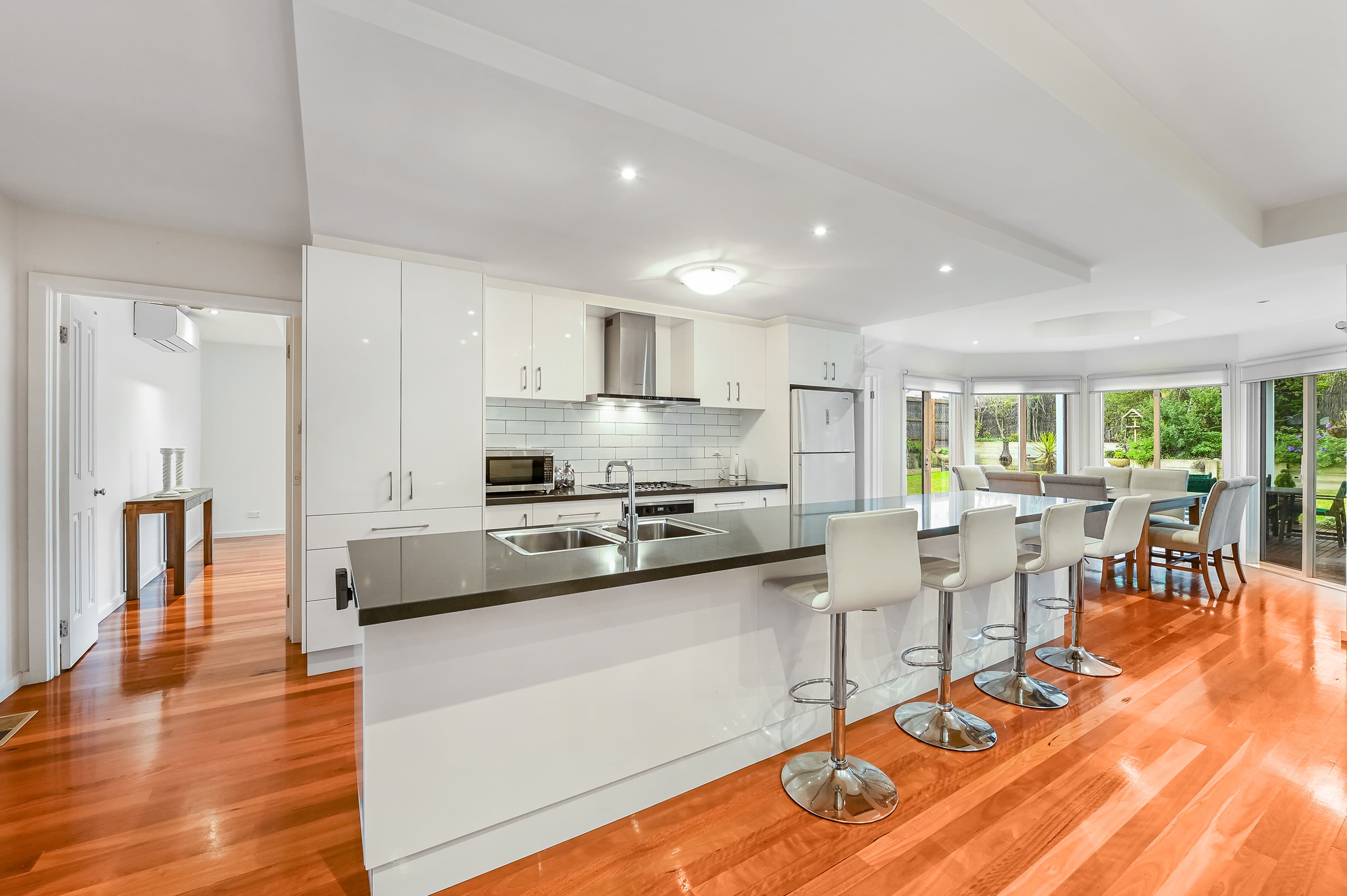 1 Shalimar Court, Sorrento, Sorrento - Thumbnail 3