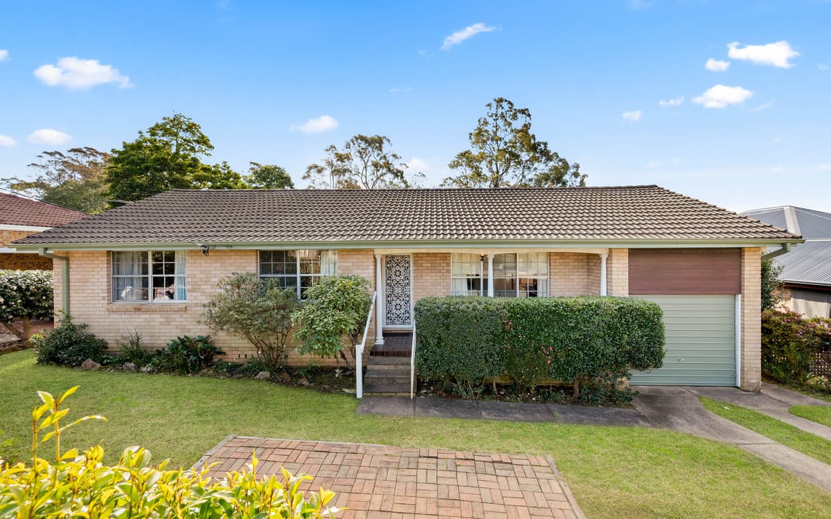 31 Crampton Drive, Springwood, Springwood - Image 1