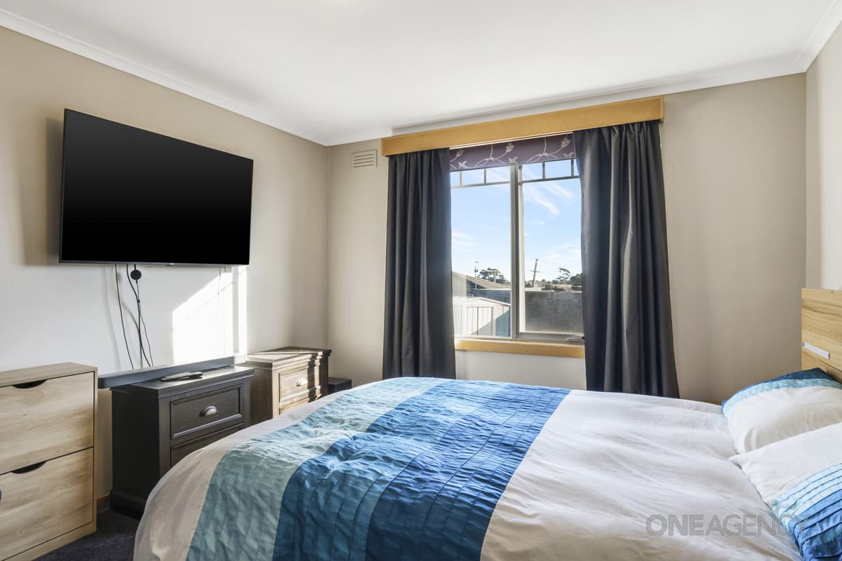55 Colegrave Road, Upper Burnie, Upper Burnie - Thumbnail 8