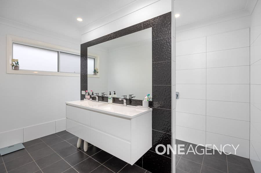 11 CHANG Avenue, Lloyd, Lloyd - Thumbnail 7