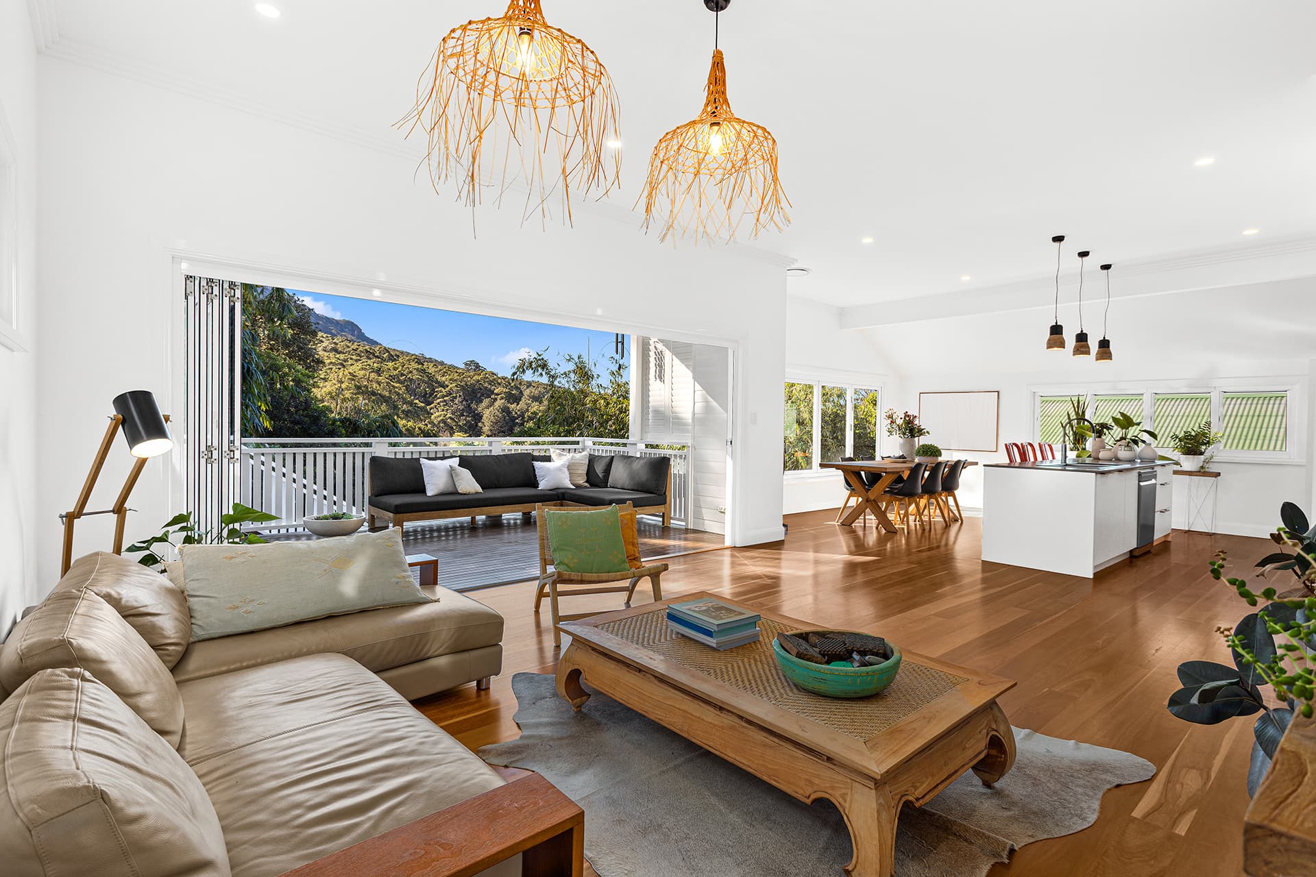 7 The Waves, Thirroul, Thirroul - Thumbnail 2