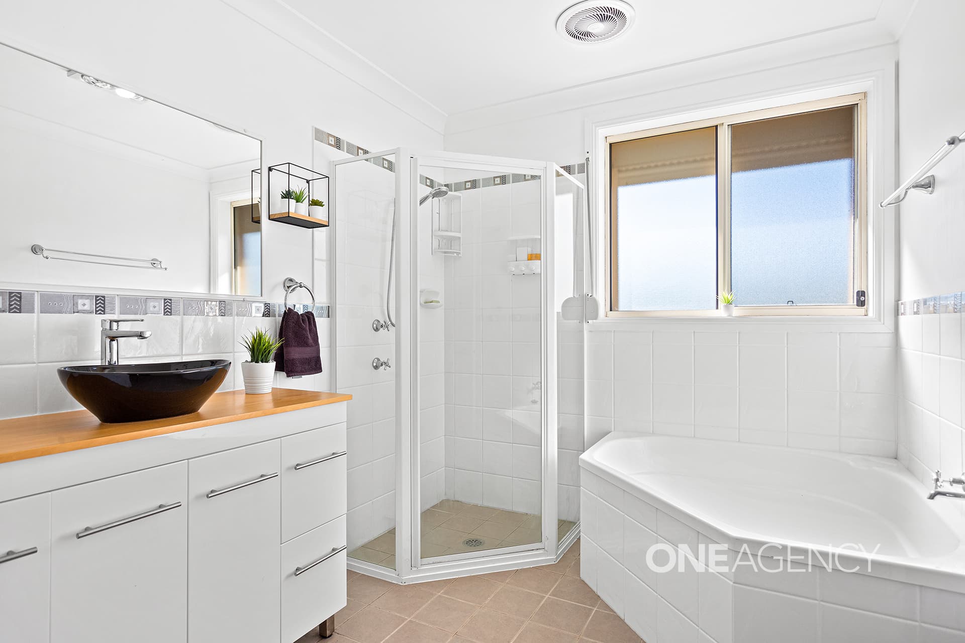 201 Ashburton Drive, Albion Park, Albion Park - Thumbnail 7
