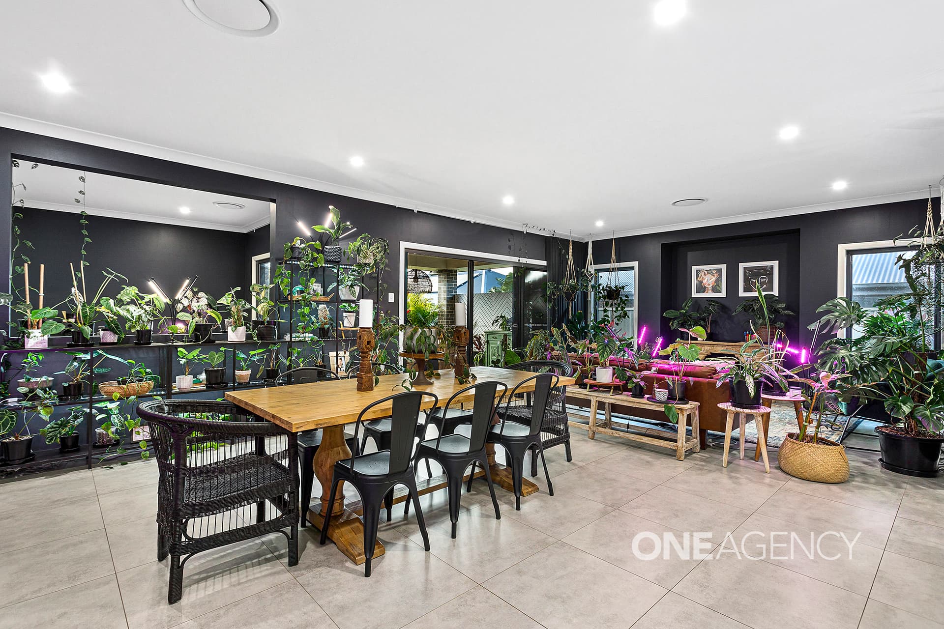 36 Honeybee Crescent, Calderwood, Calderwood - Thumbnail 3
