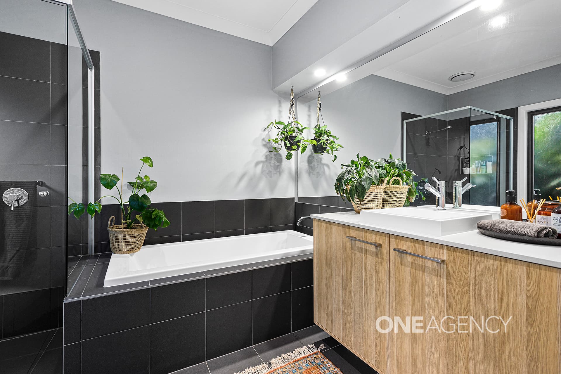 36 Honeybee Crescent, Calderwood, Calderwood - Thumbnail 8
