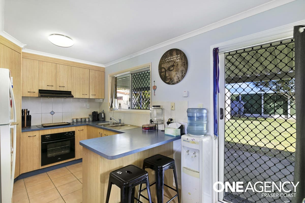 12 Burnett Court, Eli Waters, Eli Waters - Thumbnail 5