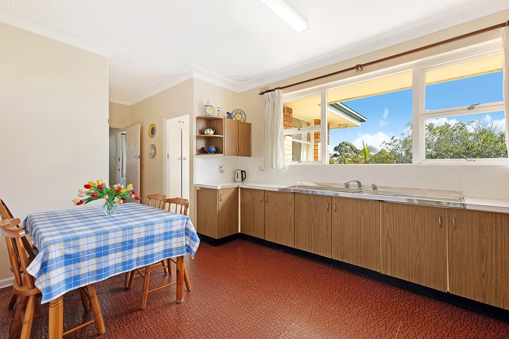 37 Lanford Avenue, Killarney Heights, Killarney Heights - Thumbnail 6