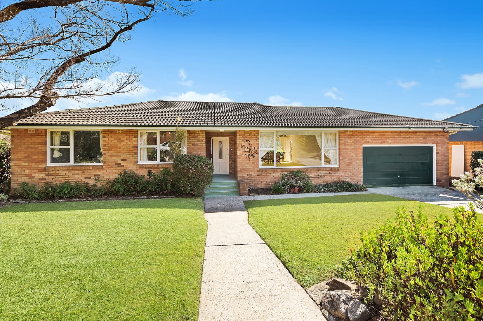 37 Lanford Avenue, Killarney Heights, Killarney Heights - Image 1
