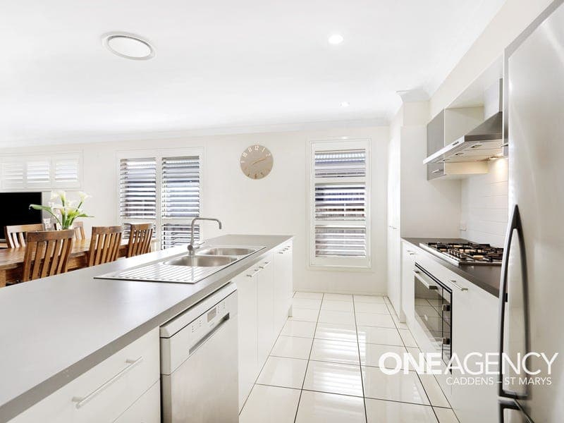 11 Valencia Street, Caddens, Caddens - Thumbnail 2