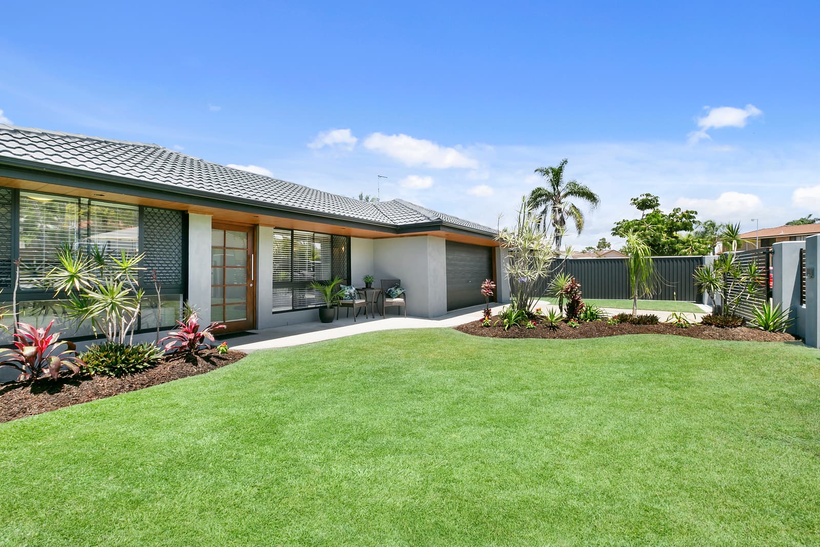 16 Pipit Parade, Burleigh Waters, Burleigh Waters - Image 1
