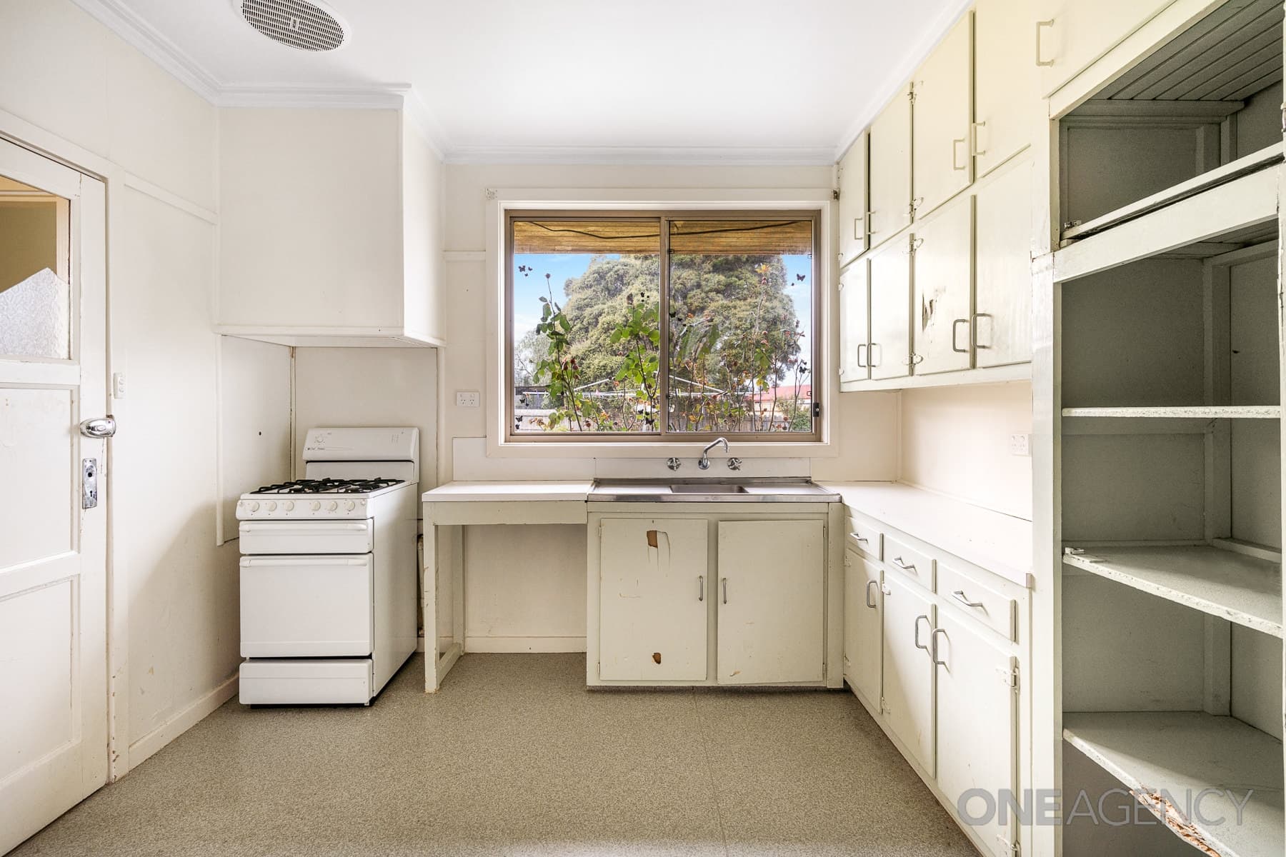 490 Thompson Road, Norlane, Norlane - Thumbnail 2