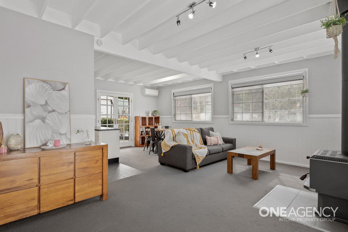 23 Wideview Avenue, Woodford, Woodford - Thumbnail 5