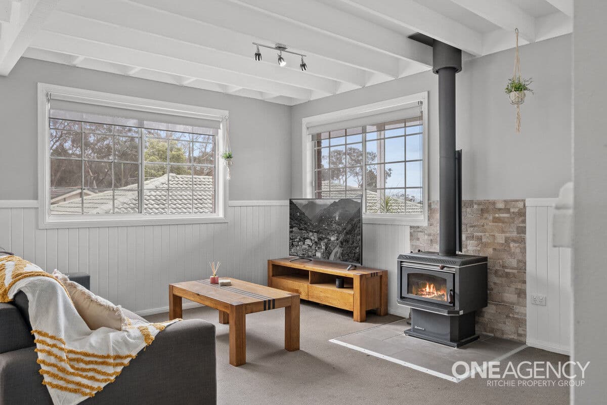 23 Wideview Avenue, Woodford, Woodford - Thumbnail 6