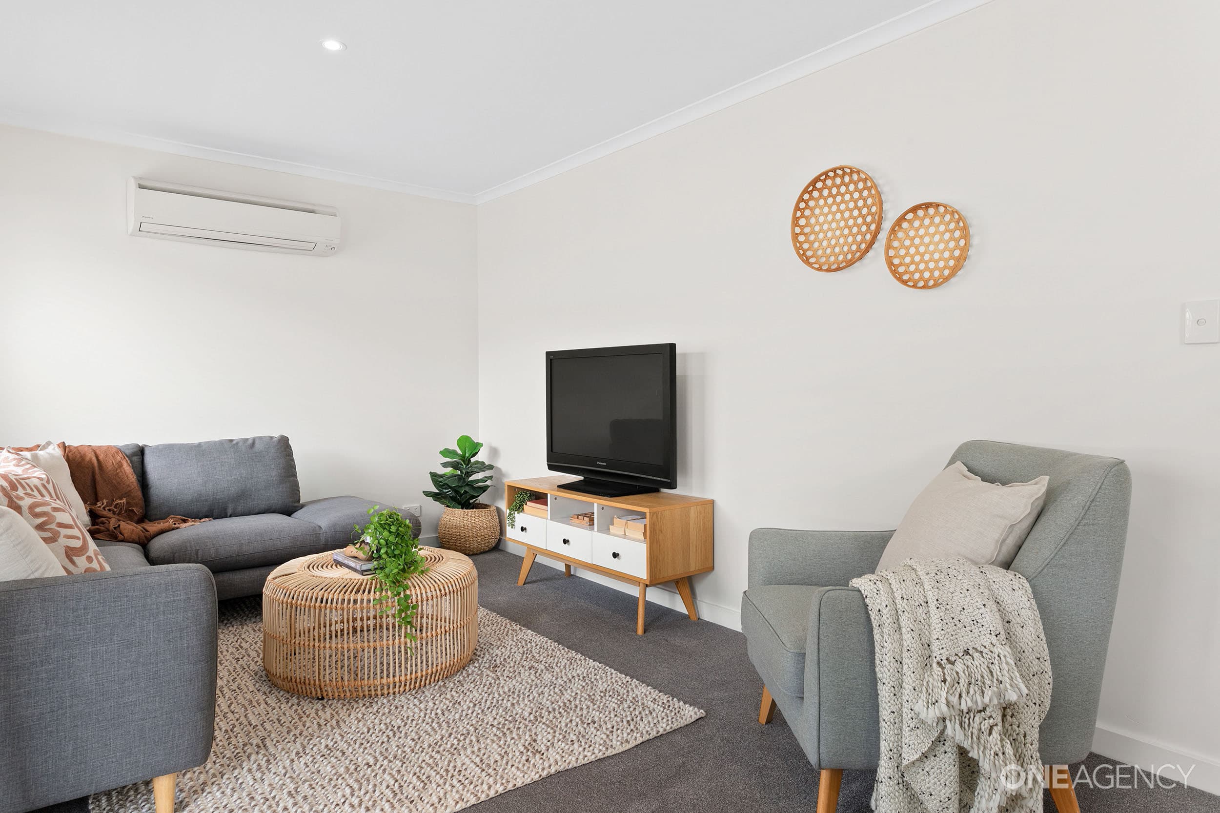 4/73 Tompsons Lane, Newnham, Newnham - Image 1