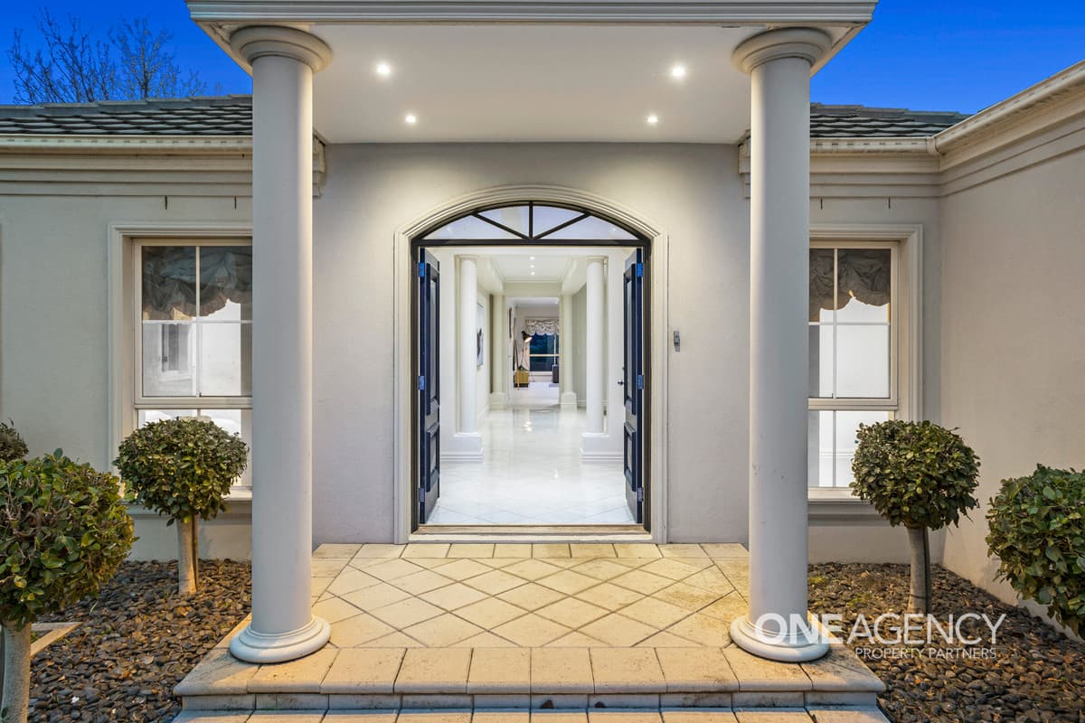 16 John Lecky Road, Seabrook, Seabrook - Thumbnail 2