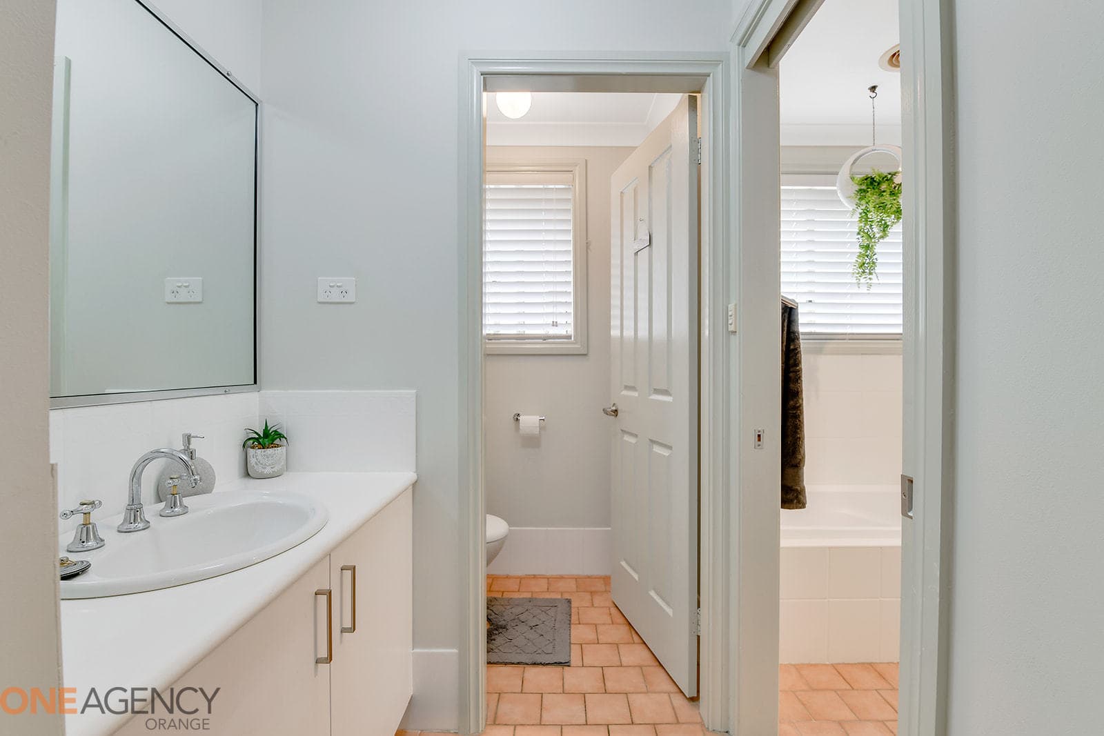 3 Douglas Place, Orange, Orange - Thumbnail 8