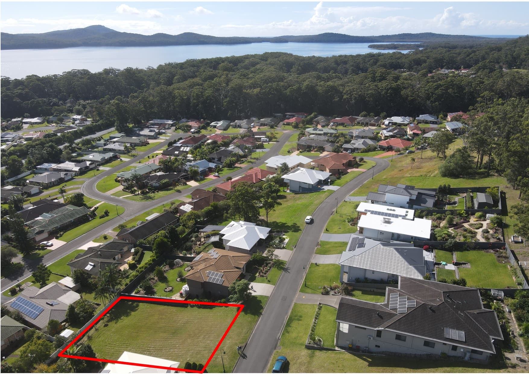 14 Admirals Circle, Lakewood, Lakewood - Thumbnail 2