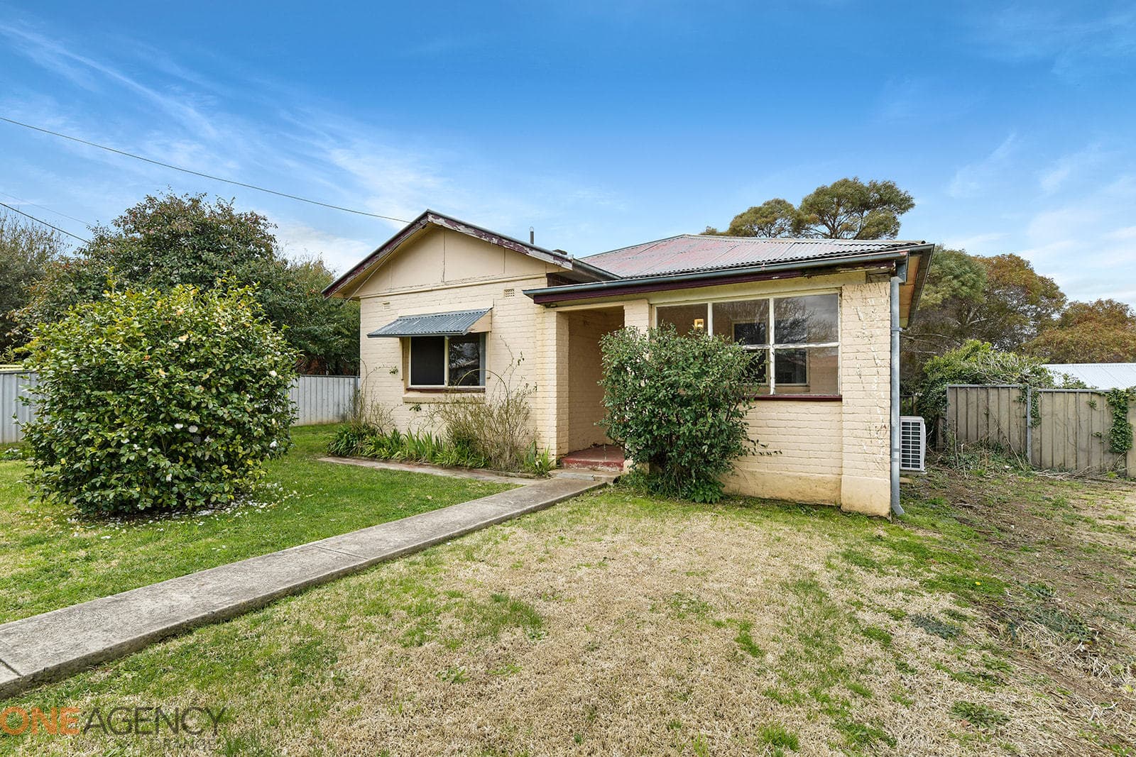 2 Kearneys Drive, Orange, Orange - Image 1